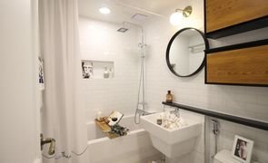 banheiro branco decorado